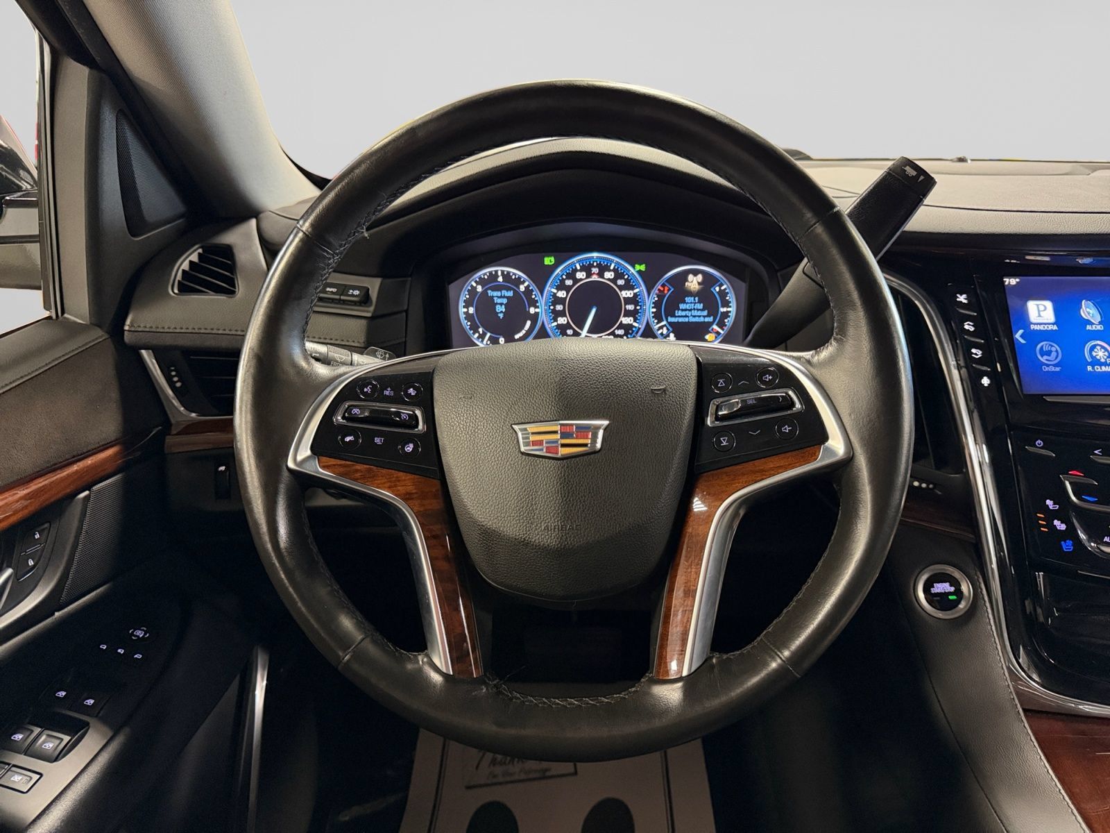 Used 2015 Cadillac Escalade Premium AWD/4WD image 19