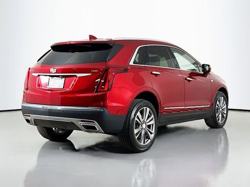 Used 2021 Cadillac XT5 Premium Luxury image 7