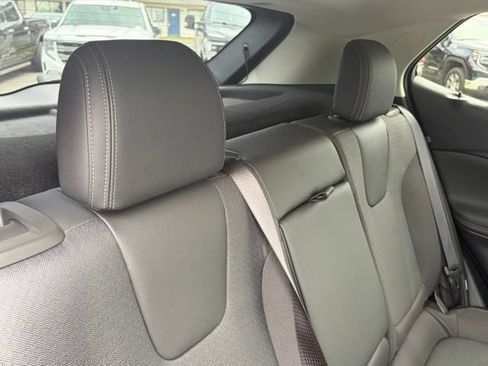 Used 2023 Buick Encore GX Select w/ Sport Touring Package FWD image 26