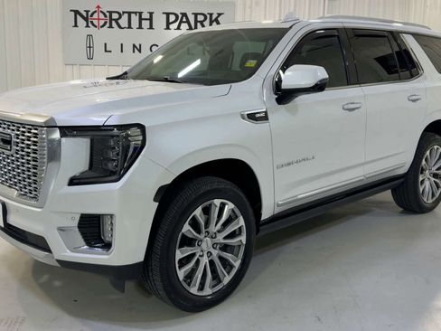 Used 2023 GMC Yukon Denali image 5