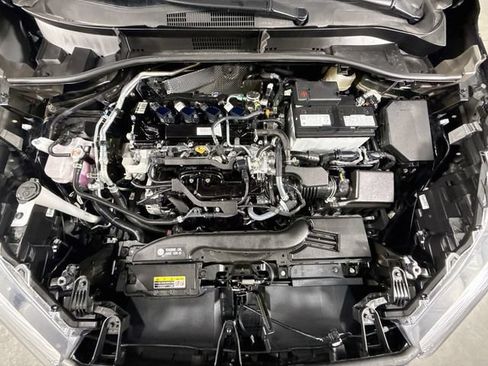 Certified 2026 Toyota Corolla Cross XLE FWD image 31