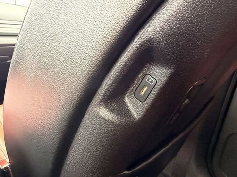 Certified 2023 Kia Sportage SX FWD image 11