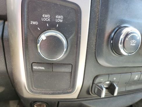 Used 2015 RAM 2500 SLT AWD/4WD image 17