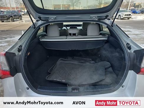 Used 2019 Toyota Prius LE image 27