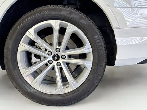 Used 2025 Audi Q7 3.0T Premium Plus image 31