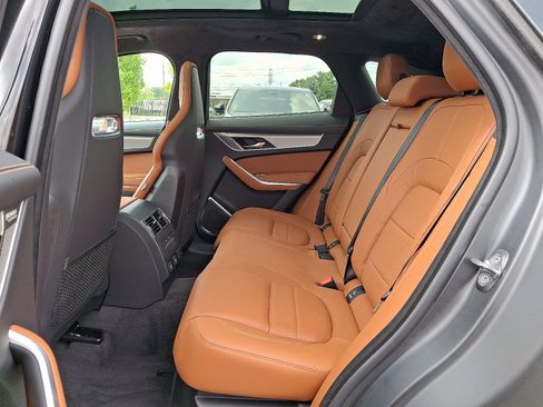 New 2026 Jaguar F-PACE R-Dynamic S image 10