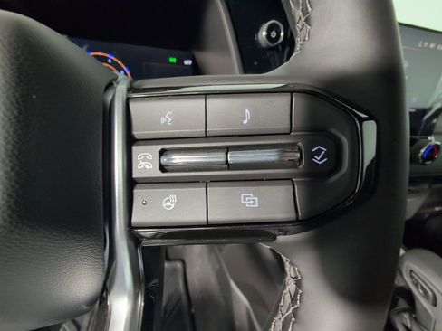 New 2026 Chevrolet Colorado Trail Boss AWD/4WD image 15