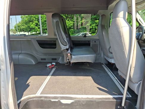 Used 2011 Ford E-350 and Econoline 350 XL w/ PWR Windows & Locks Group RWD image 22