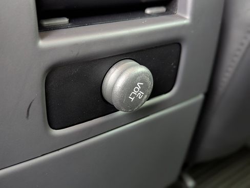 Used 2016 Volvo XC70 T5 Premier w/ Proximity Package image 24