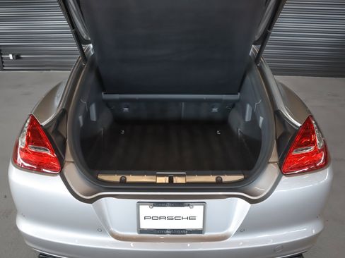 Used 2013 Porsche Panamera GTS AWD/4WD image 23
