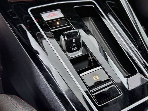 Certified 2024 Volkswagen GTI S FWD image 17