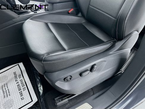 Used 2022 Volkswagen Atlas SE image 28