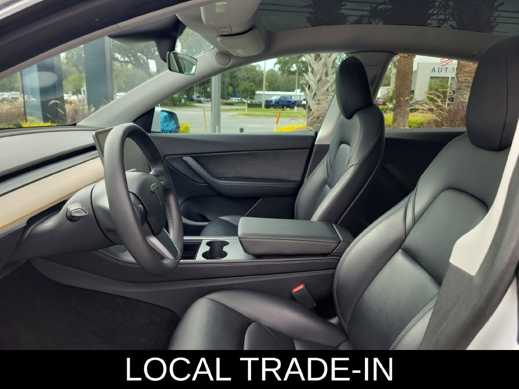 Used 2022 Tesla Model Y Long Range AWD/4WD image 2