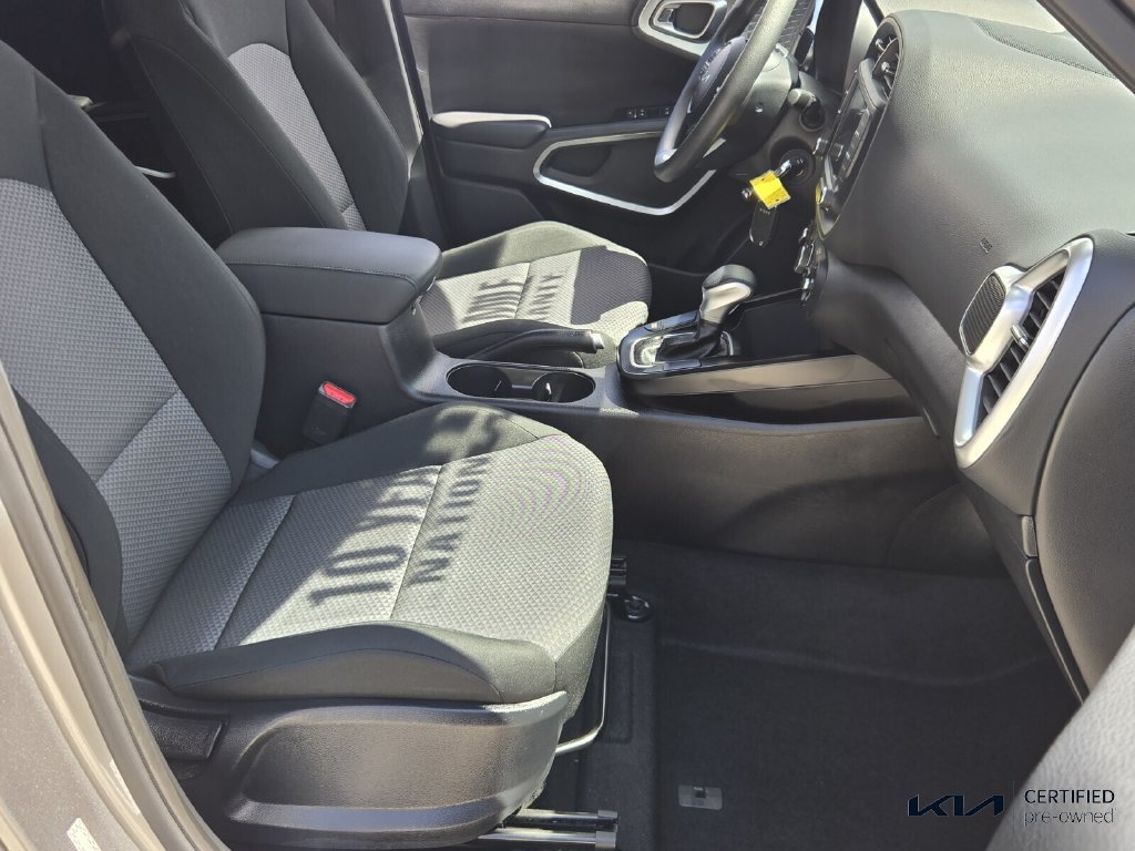 Certified 2024 Kia Soul LX w/ Option Group 015 FWD image 17