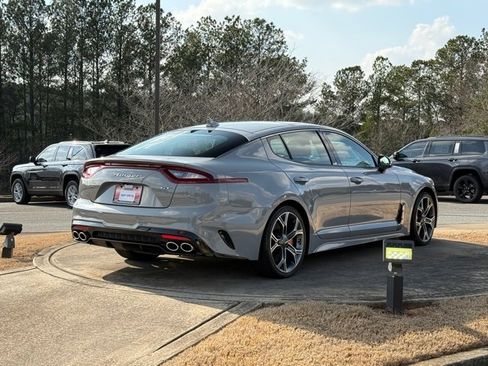 Used 2020 Kia Stinger GT1 image 7