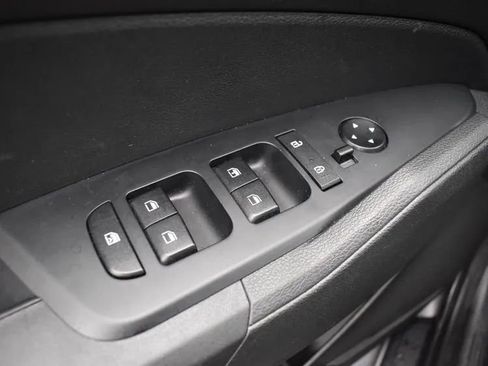 Used 2024 Kia Sportage LX image 21