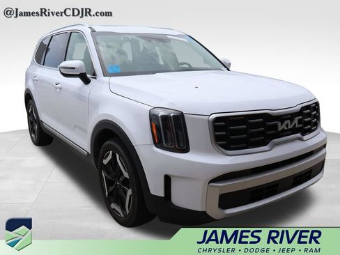 Used 2025 Kia Telluride S AWD/4WD image 8
