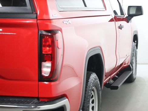 Used 2022 GMC Sierra 1500 Pro w/ Convenience Package image 40