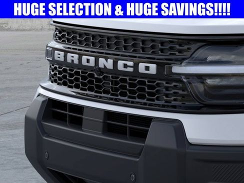New 2026 Ford Bronco Sport Outer Banks AWD/4WD image 17