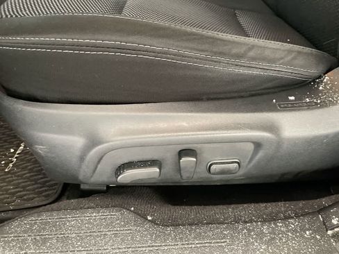 Used 2016 Subaru Outback 2.5i Premium image 12