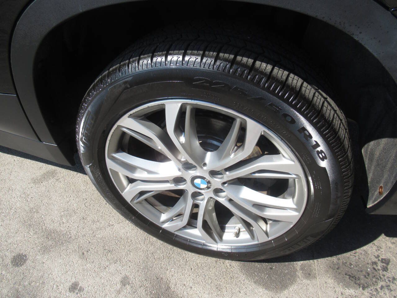 Used 2020 BMW X2 xDrive28i w/ Convenience Package AWD/4WD image 17