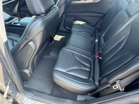 Used 2023 Lincoln Nautilus FWD w/ Premium Package image 21