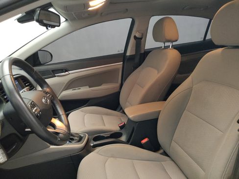 Used 2019 Hyundai Elantra Value Edition FWD image 17