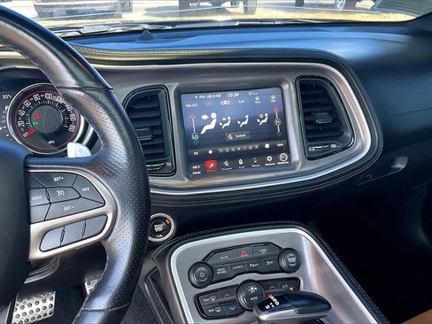 Used 2022 Dodge Challenger R/T Scat Pack w/ Dynamics Package image 6