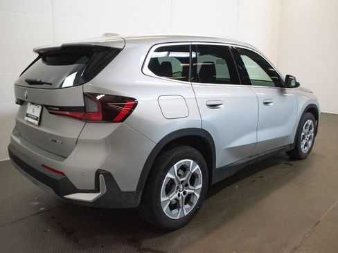 Certified 2023 BMW X1 xDrive28i w/ Convenience Package AWD/4WD image 4
