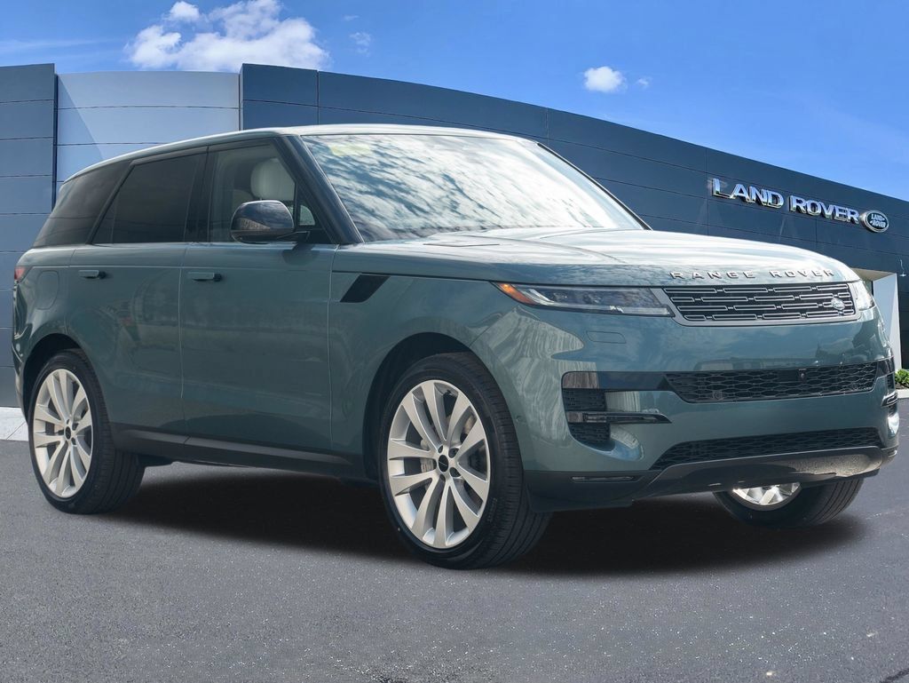 New 2027 Land Rover Range Rover Sport SE AWD/4WD image 3
