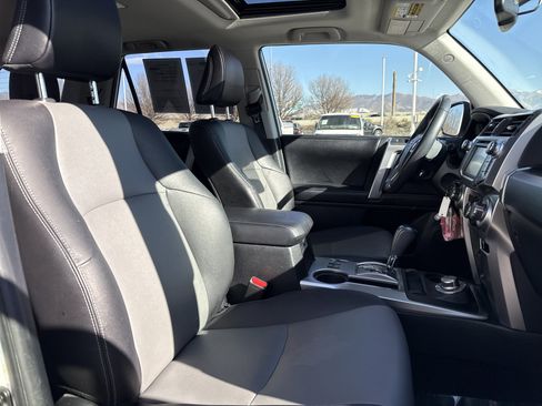 Used 2016 Toyota 4Runner SR5 image 26