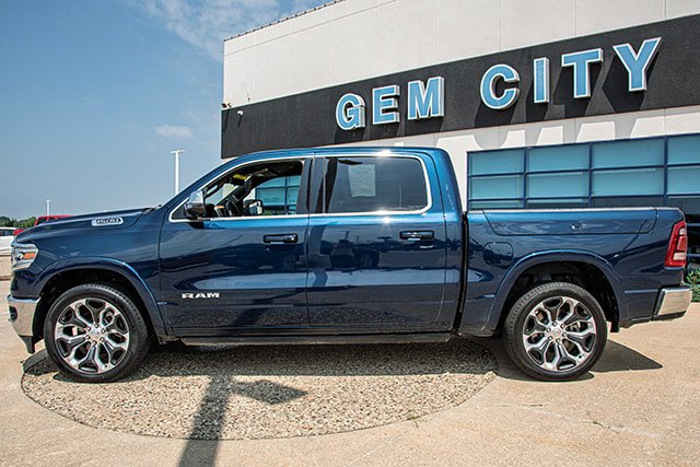Used 2023 RAM 1500 Limited AWD/4WD image 2