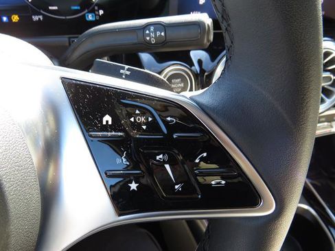 Used 2026 Mercedes-Benz GLA 250 4MATIC image 11