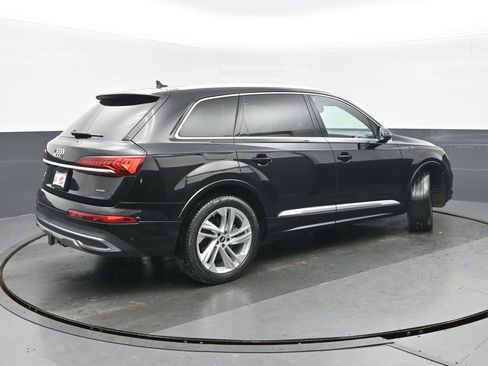 Used 2021 Audi Q7 2.0T Premium Plus w/ Executive Package image 3