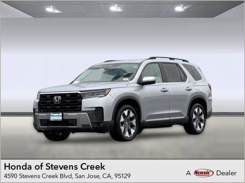 New 2026 Honda Pilot Touring image 1