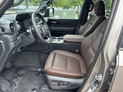 Used 2026 Toyota Land Cruiser w/ Premium Package AWD/4WD image 17
