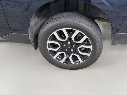 Used 2023 Ford Maverick Lariat w/ Lariat Luxury Package FWD image 31