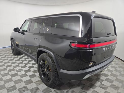 Used 2023 Rivian R1S Adventure AWD/4WD image 3