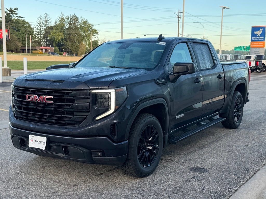 Used 2024 GMC Sierra 1500 Elevation w/ Preferred Package AWD/4WD image 42