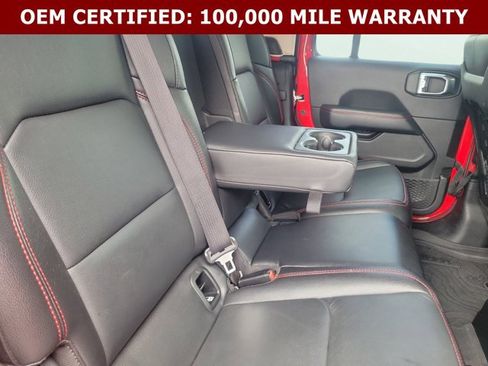 Used 2023 Jeep Gladiator Rubicon AWD/4WD image 16