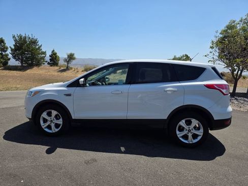 Used 2016 Ford Escape SE FWD image 12