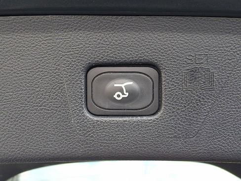 Certified 2022 Ford Edge SEL w/ Convenience Package image 28