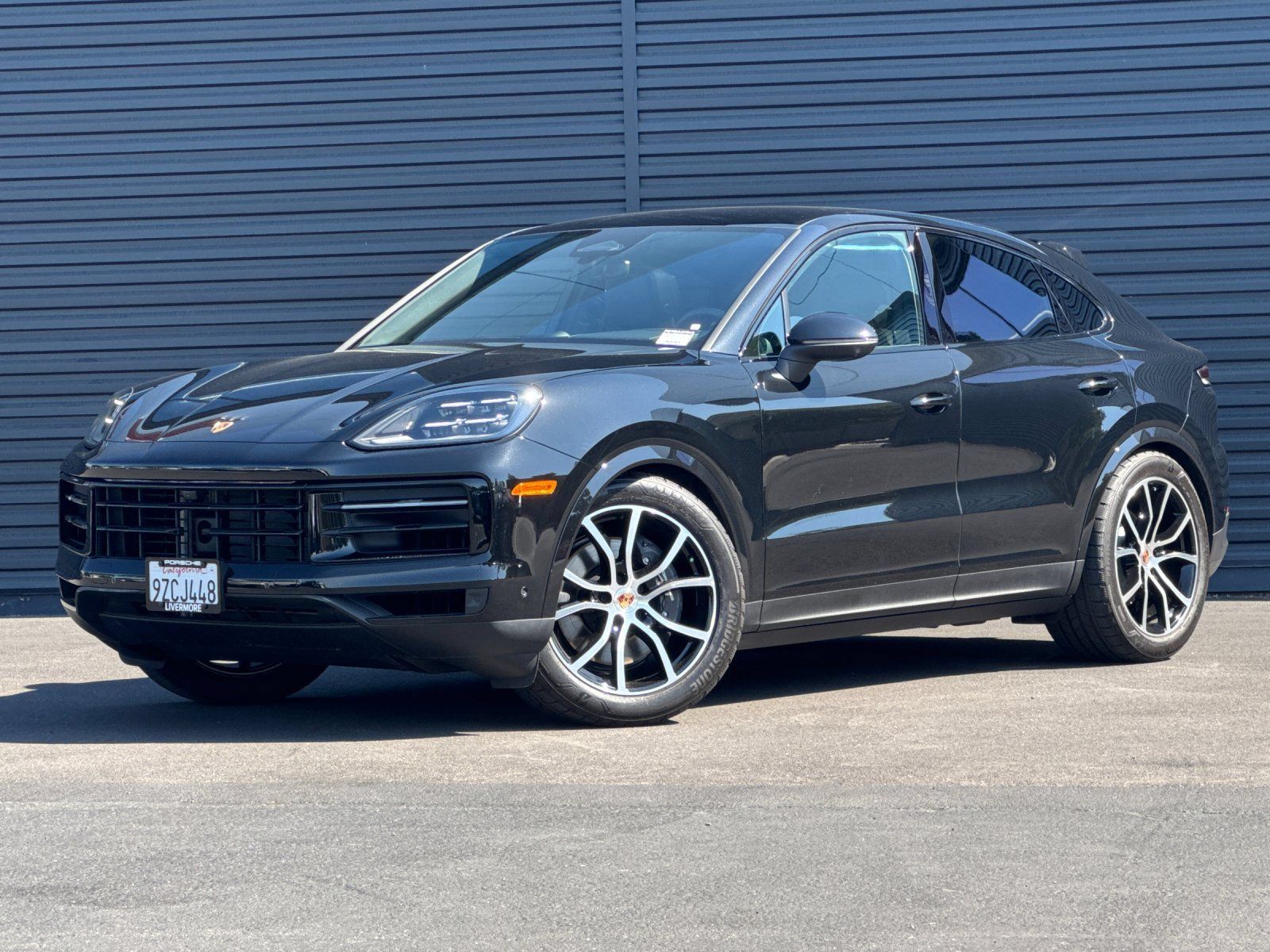 Certified 2026 Porsche Cayenne Coupe AWD/4WD image 1