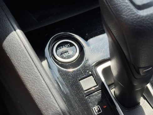 Used 2023 Nissan Versa SV FWD image 19