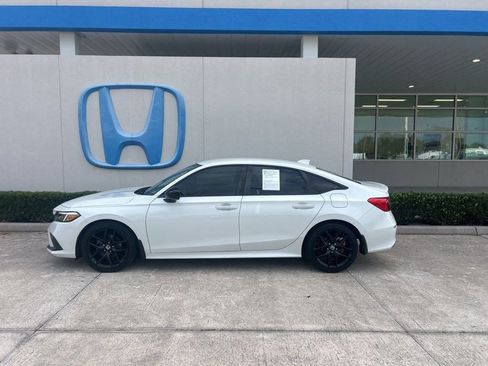 Used 2024 Honda Civic Sport image 5