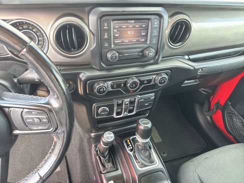 Used 2020 Jeep Gladiator Sport w/ Quick Order Package 24S image 29