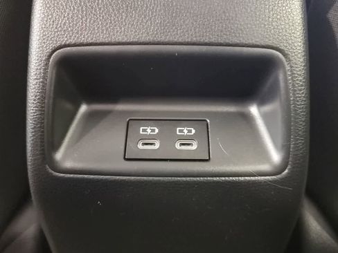 Used 2024 Toyota Corolla LE FWD image 25