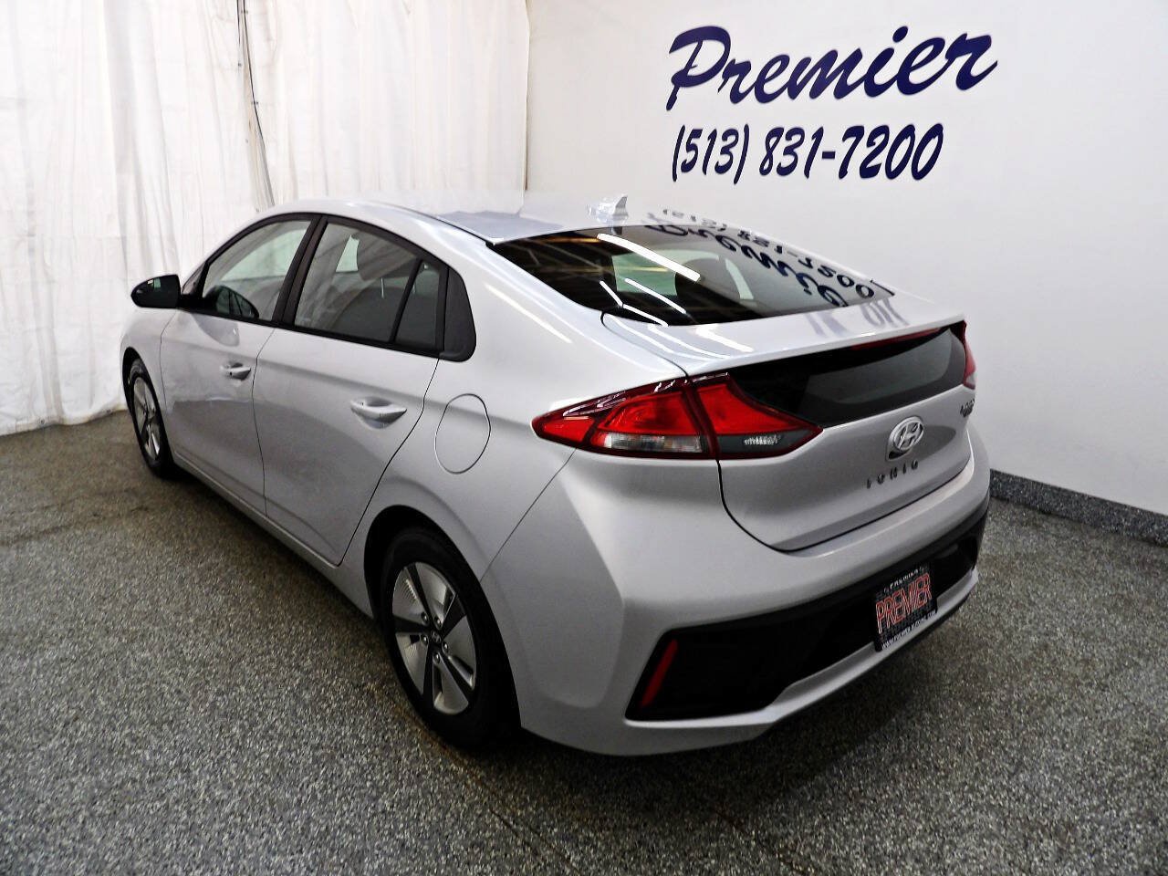 Used 2018 Hyundai Ioniq Blue FWD image 4
