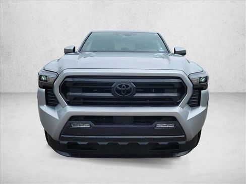 Used 2024 Toyota Tacoma SR5 AWD/4WD image 2
