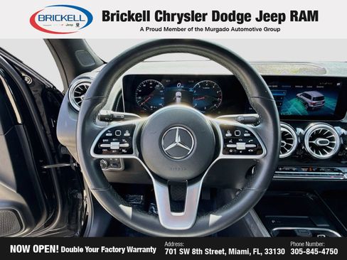 Used 2021 Mercedes-Benz GLB 250 w/ Premium Package image 39
